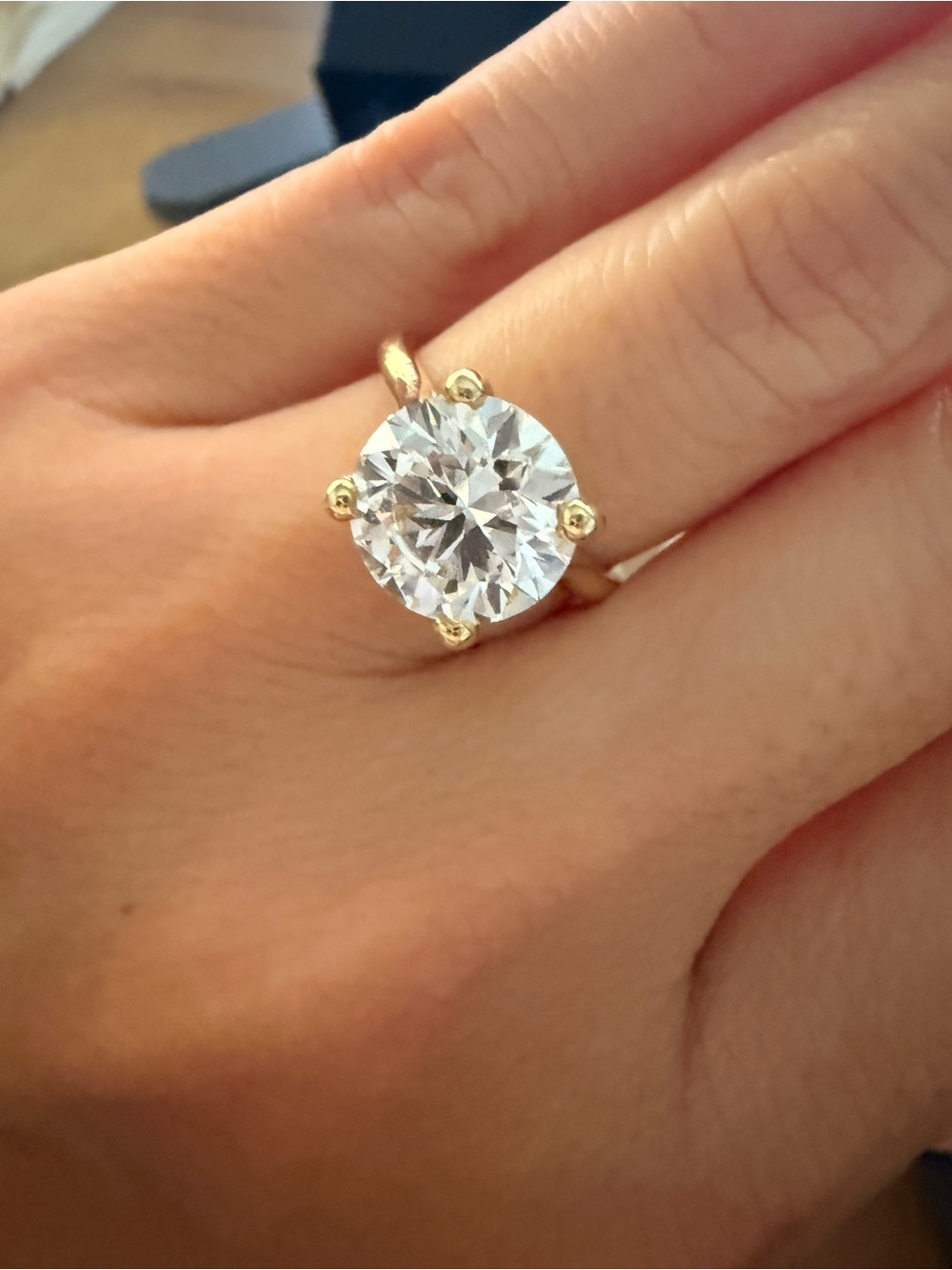 IGI certified 3.09ct Lab Grown Diamond, Solid 14kt Yellow Gold Ring 2mm